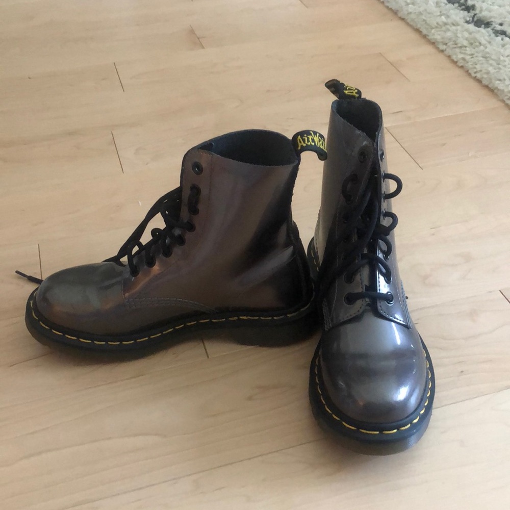 Dr. Martens- patent silver color